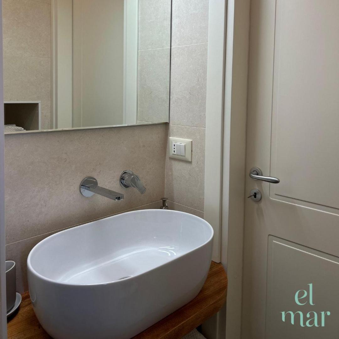 דירות פולינאנו א מארה El-Mar Locazione Turistica House With Exclusive Terrace מראה חיצוני תמונה